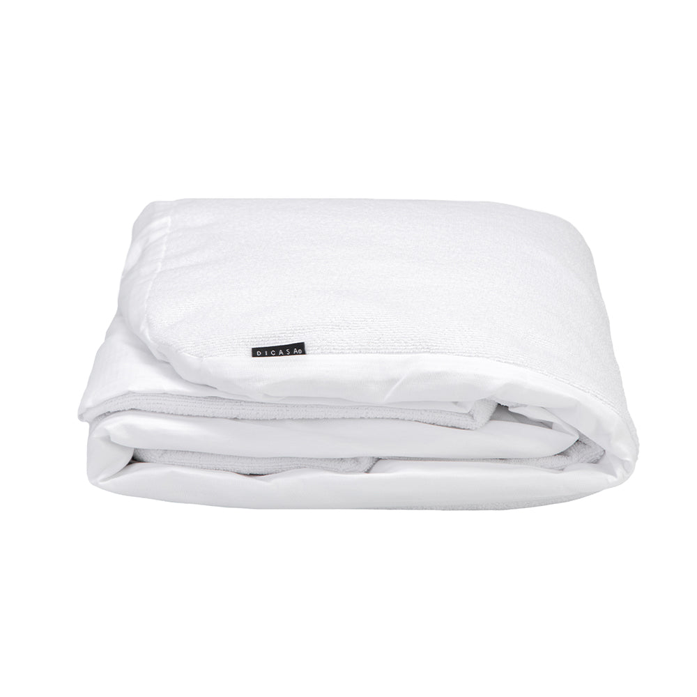 Colchón Restonic Hoff con Base Slim con Ropa de Cama